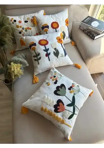 Kırlent Kılıfı Karşılaştırması: Nakışlı ve Kadife Tasarımların Özellikleri ve Kullanıcı Yorumları