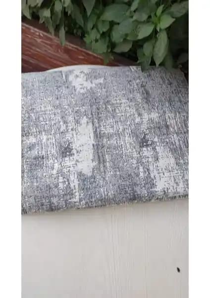 Tekstilci Halı Örtüsü Karşılaştırması: Malzeme, Boyut ve Kullanım Özellikleri