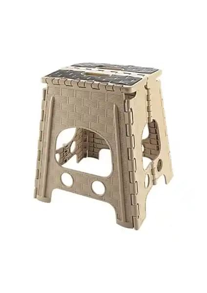 Violet ve Volkan Plastik Katlanır Taburelerin Karşılaştırması ve Kullanıcı Yorumları