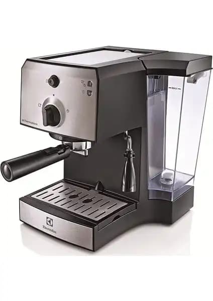 DeLonghi Dedica EC685.M ve Electrolux EEA111 Espresso Makinesi Karşılaştırması 2