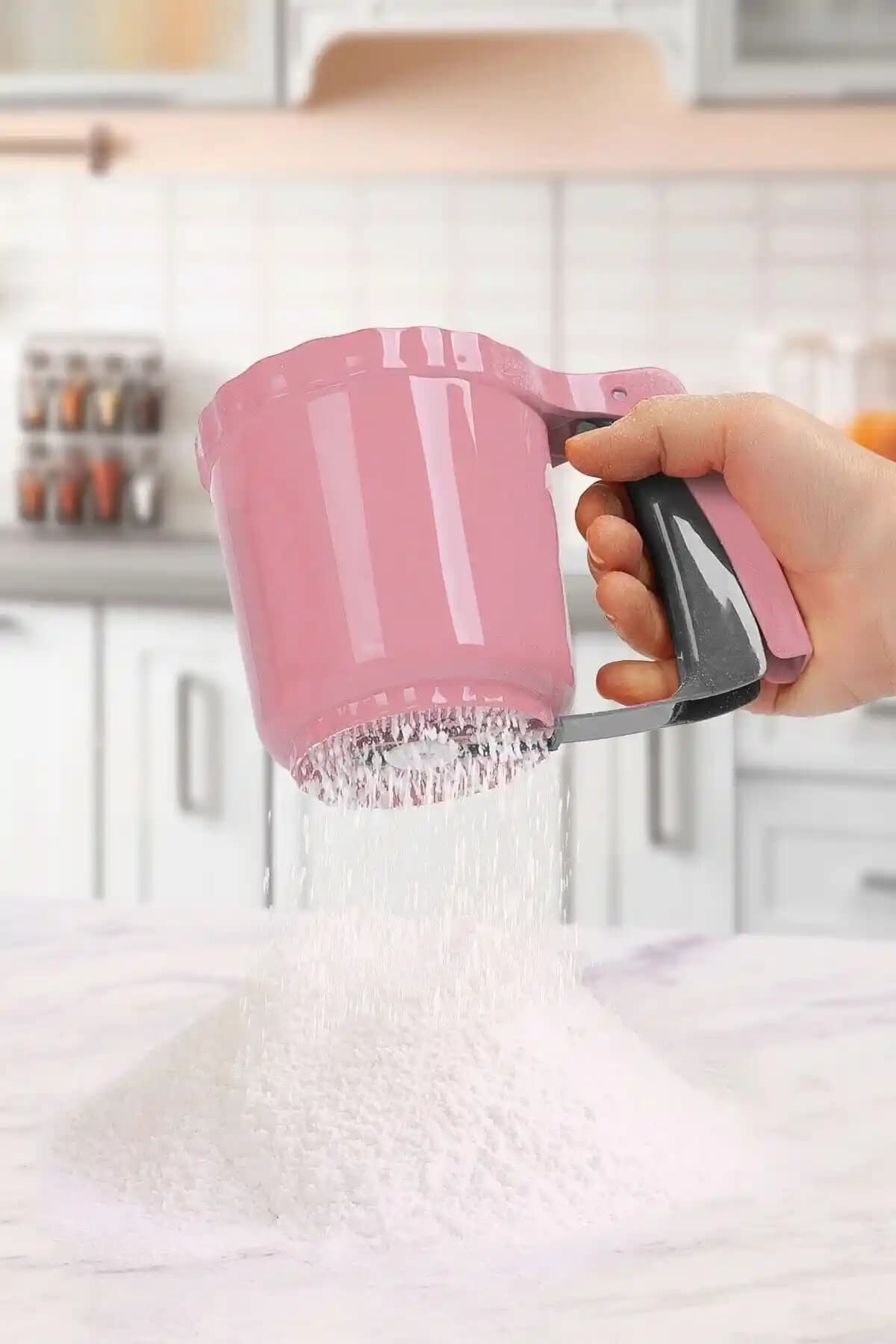 Genel Markalar Plastik Çok Amaçlı Un ve Pudra Şekeri Eleği Pratik ve Dayanıklı Mutfak Aksesuarı