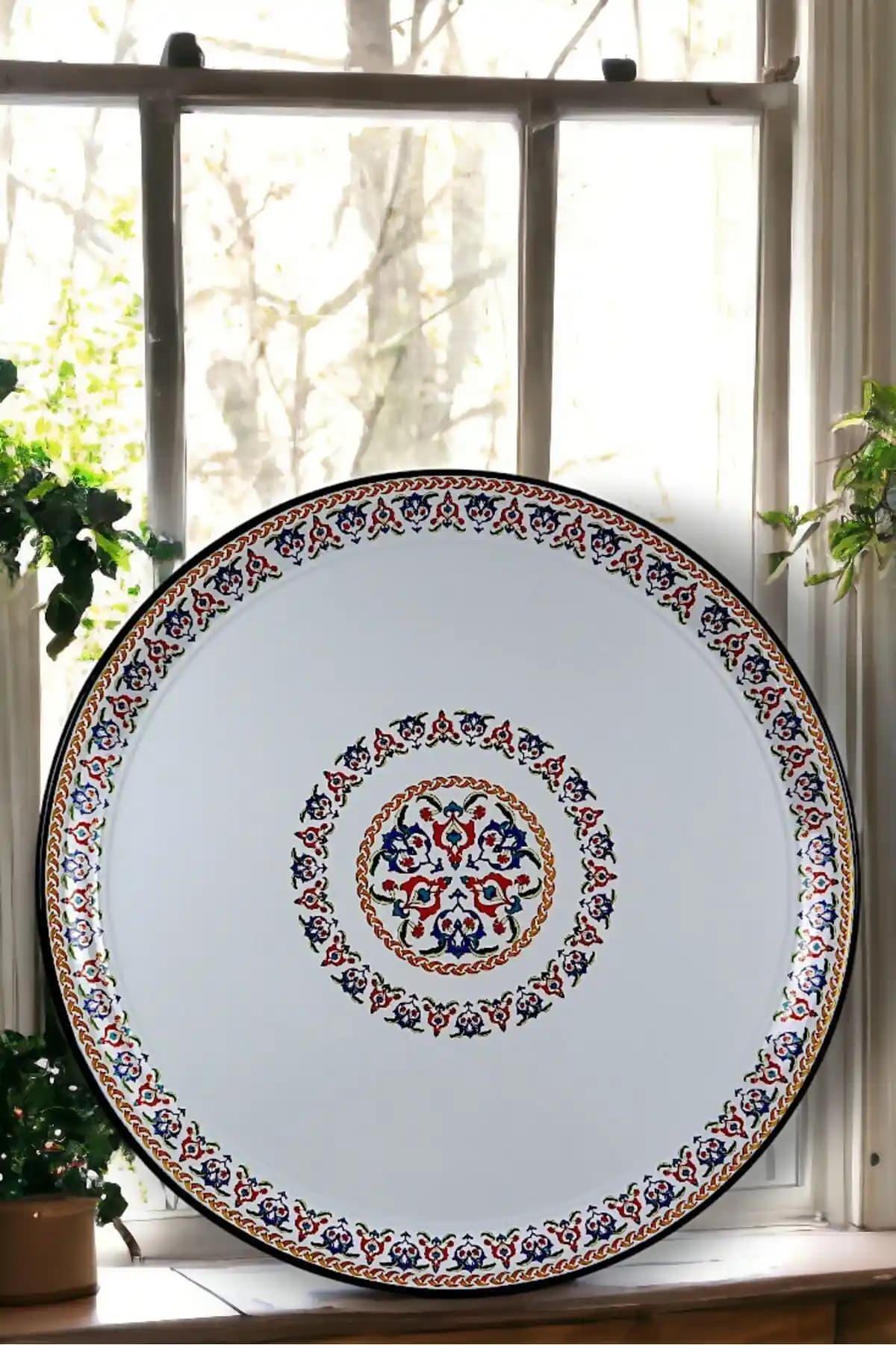 İnci Emaye 70 No Emaye Sini: Estetik ve Dayanıklı Çok Yönlü Mutfak Tepsisi