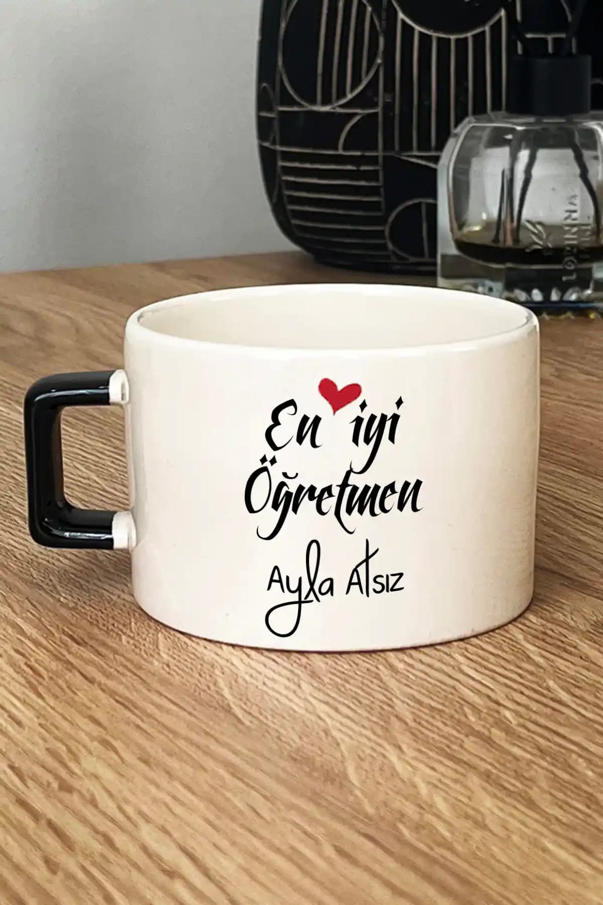 Kişiye Özel Öğretmenler Günü Lüks Seramik Fincan Tasarımı ve Özellikleri
