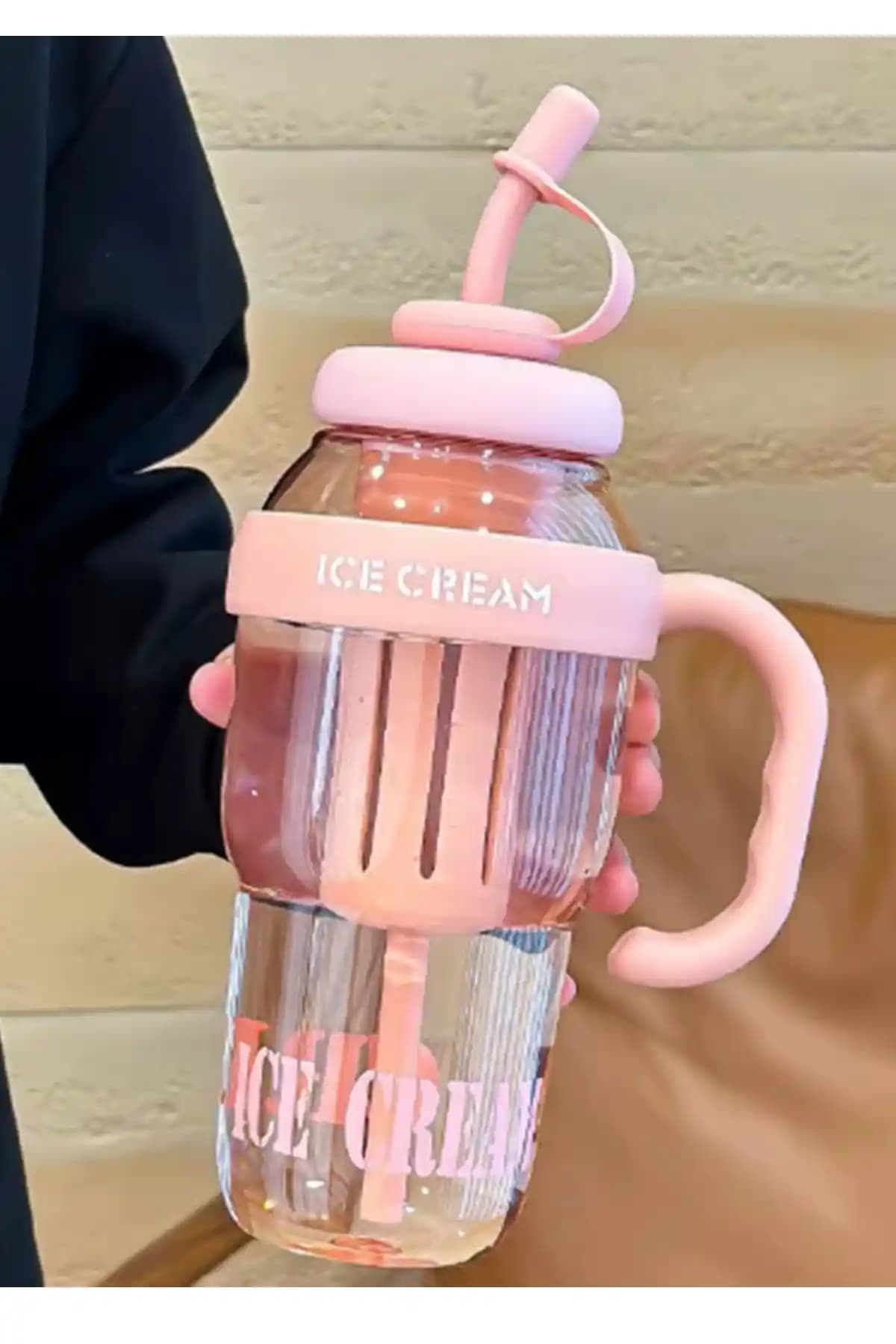 Kitchen Beauty Ice Bottle: Estetik ve Fonksiyonellik Sunan Pratik İçecek Kabı