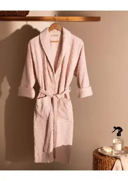 Madame Coco Roesia Şalyaka Kadın Bornoz: Konfor ve Şıklık Sunan Yüksek Kaliteli Pamuklu Giyim Ürünü