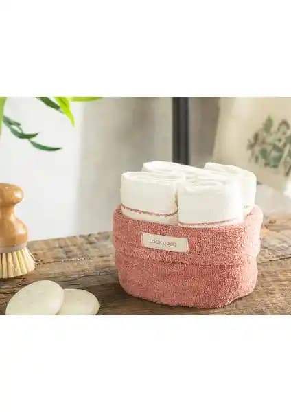 Türkçe Havlu Setleri: Estetik ve Fonksiyonellik Sunan Pamuklu Ürünler