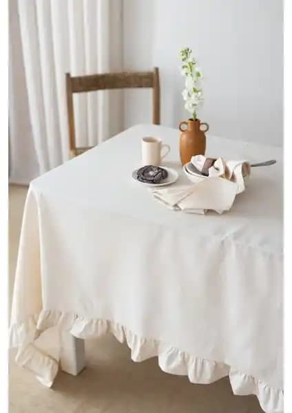 Wellstil Perla Fırfırlı Keten Masa Örtüsü ile Şıklık ve Dayanıklılık Sağlayın
