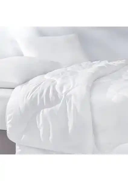 Yataş Bedding Handy Roll Pack Yastık ve Yorgan Seti: Konfor ve Pratiklik Sunan Çift Kişilik Yatak Takımı