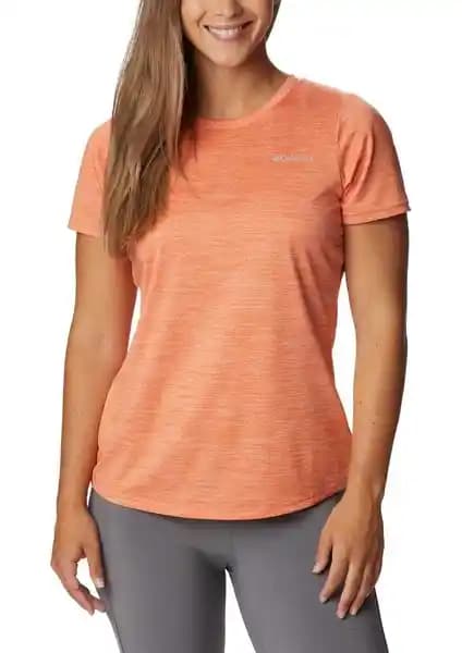 Columbia Alpine Chill Zero Kadın Kısa Kollu T-Shirt: Yüksek Teknolojiyle Konfor ve Serinlik