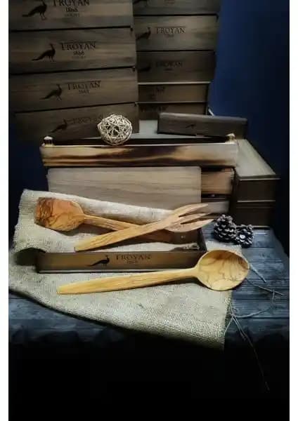 Troyan 1868 Hakiki Zeytin Ağacı Büyük Boy Ahşap Mutfak Seti Yüksek Kalite ve Doğal Tasarım