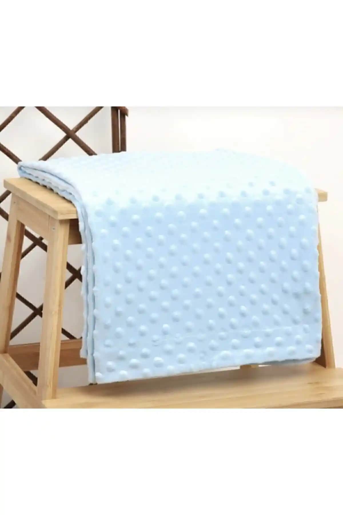 Bebek battaniyeleri karşılaştırması: BUUDE Nohut ve Pembe Nohutlu modellerinin özellikleri