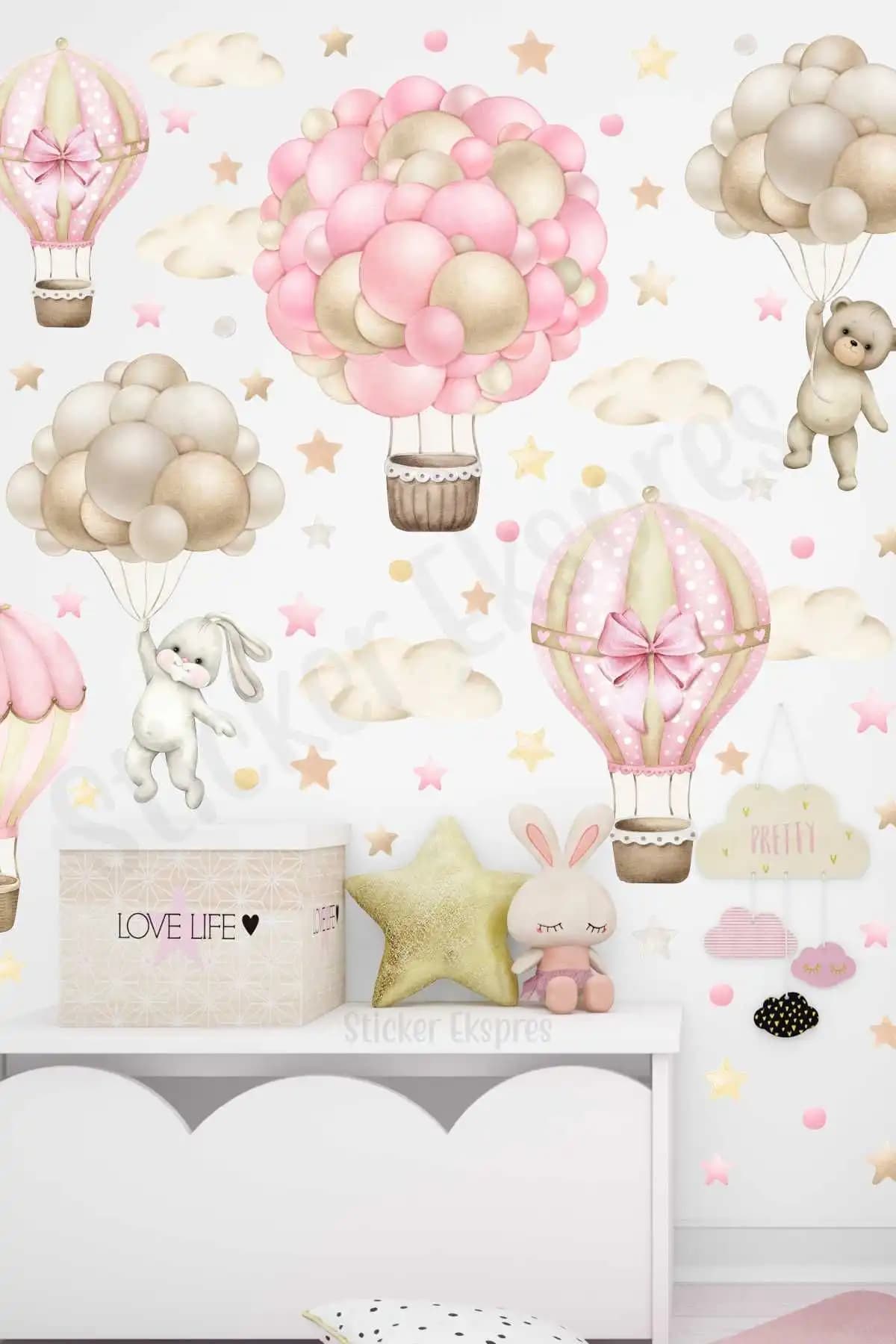 Çocuk Odaları İçin Renkli ve Eğlenceli Duvar Sticker Seti Balon Teması