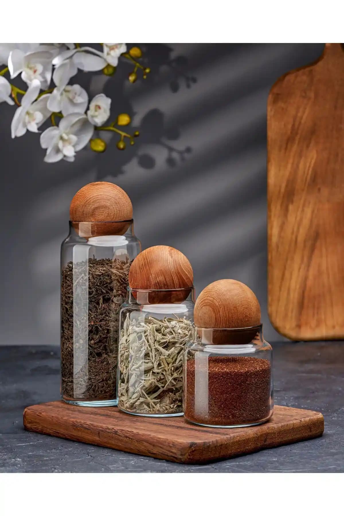 Demirhan Home 3'lü Ahşap Kapaklı Cam Kavanoz Seti Mutfağınıza Şıklık ve İşlevsellik Katar