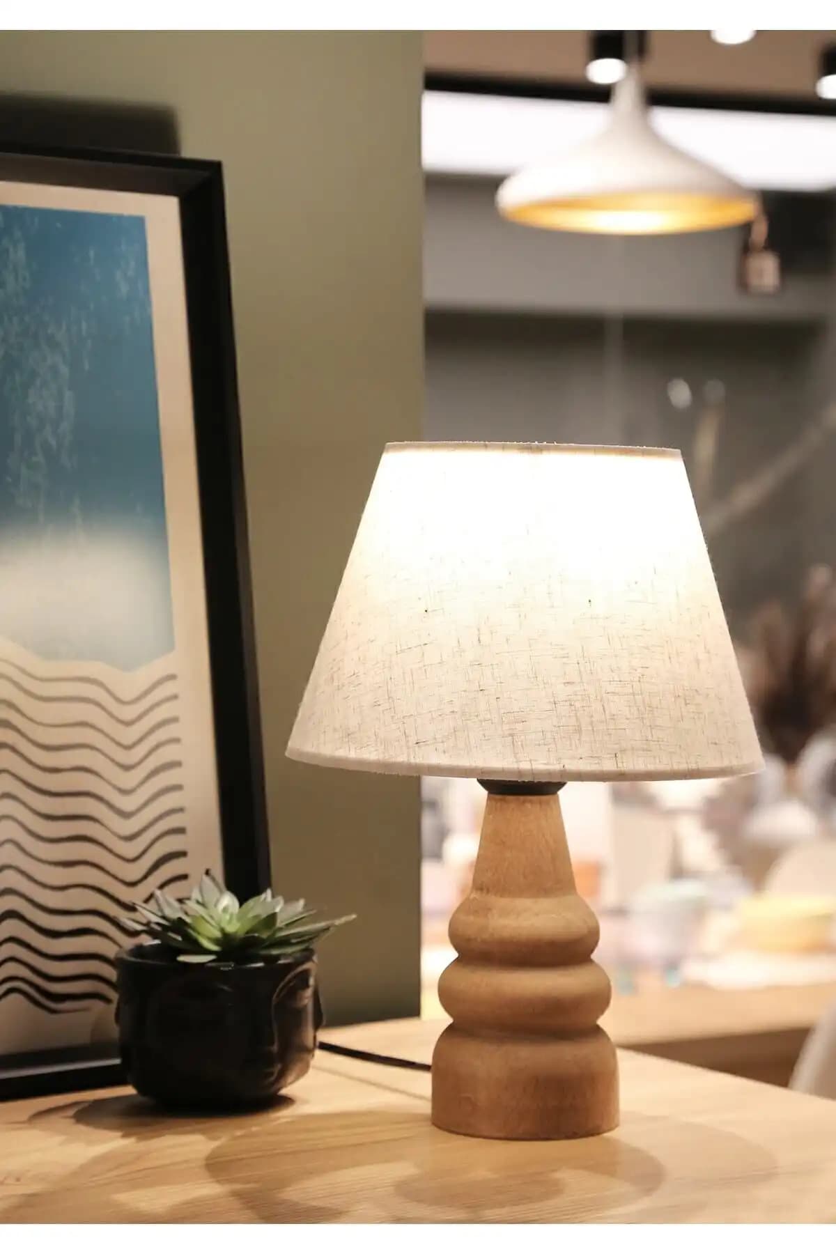 HOMİNG Çöl Beji ve Natural Ahşap Kumaş Başlık Abajurlarının Karşılaştırması ve Özellikleri 2
