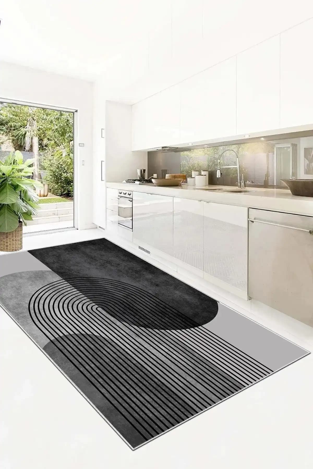 Hülya Home Kesme Mutfak Halısı: Modern Tasarım ve Fonksiyonellik Sunan Şık Halı