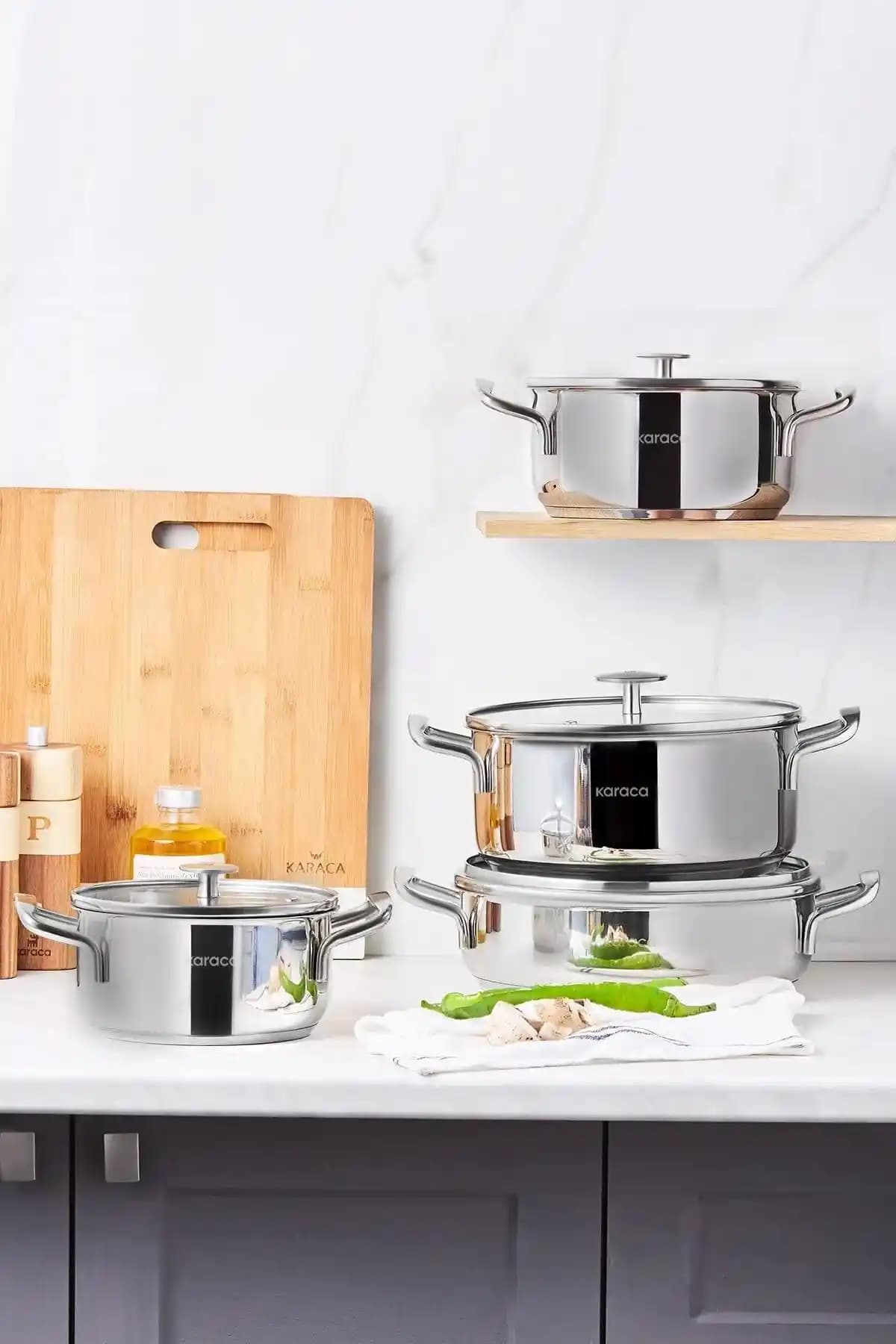 2025'te Karaca Alaz 8 Parça Çelik Tencere Seti ile Mutfakta Fark Yaratın