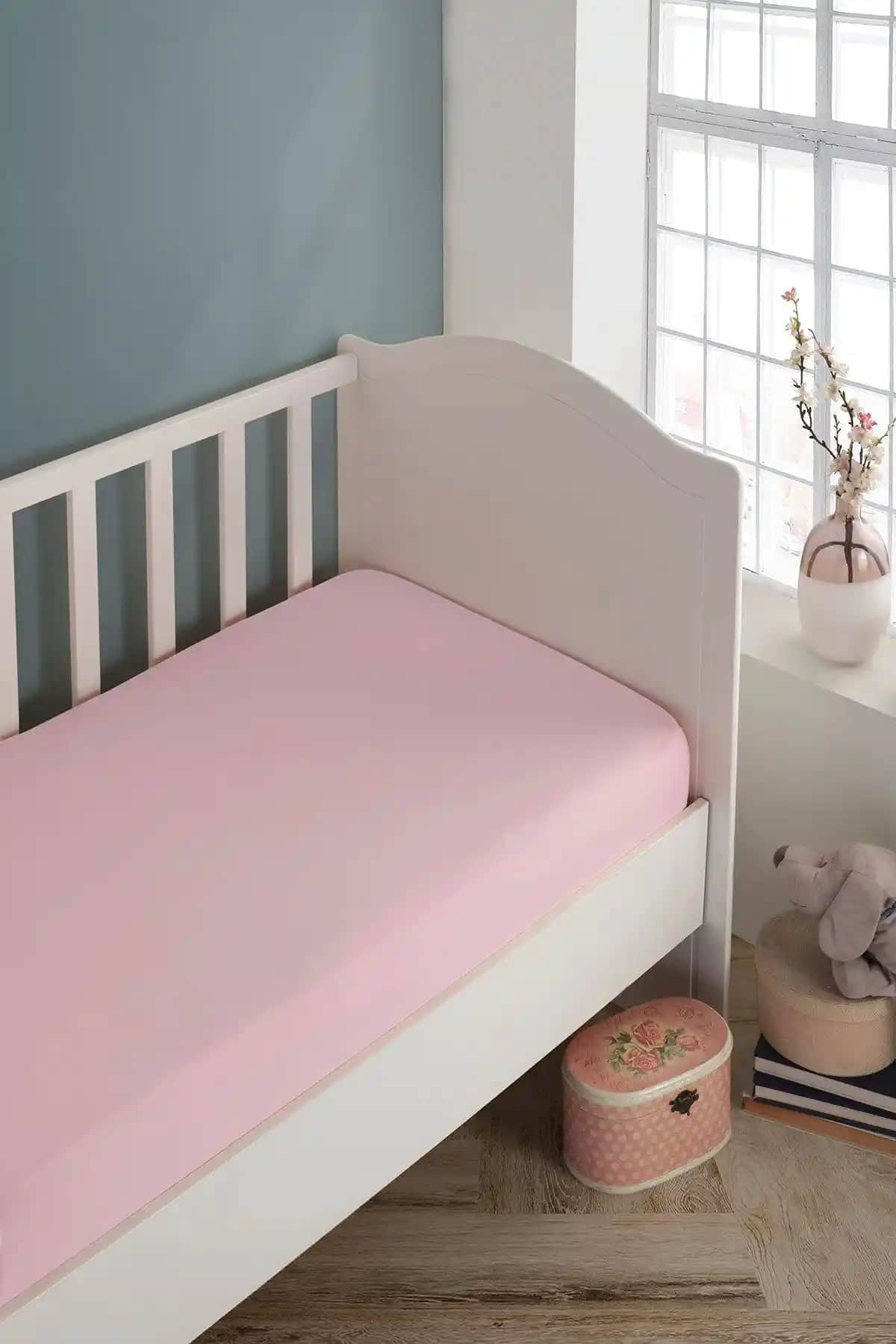 LADYNİL Organik Pamuk Lastikli Penye Bebek Çarşafı 70x140 cm Şık ve Sağlıklı Uyku Ortamı