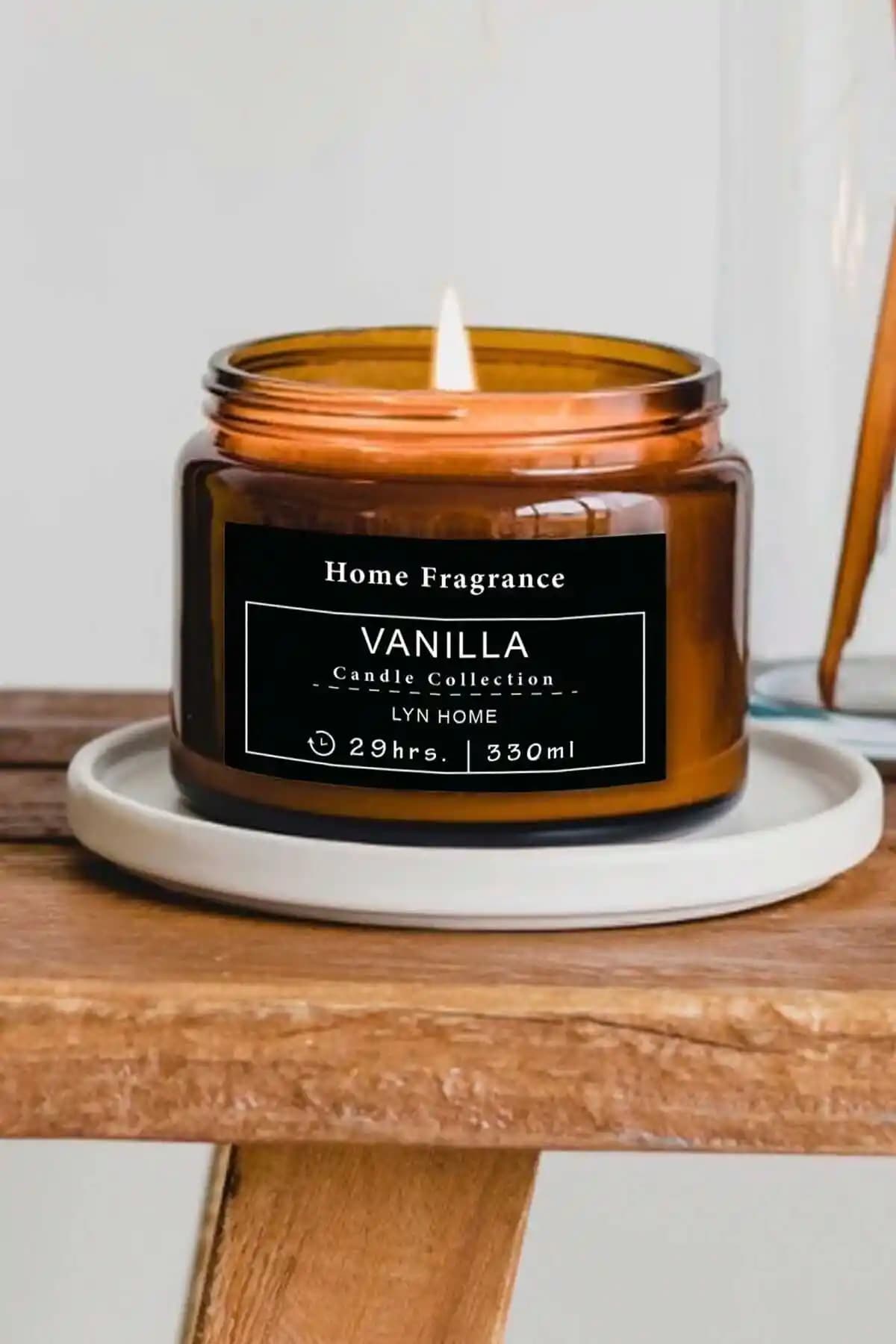 LYN HOME & DECOR ve OBBJE Dekoratif Mumleri Karşılaştırması ve Ev Dekorasyonuna Katkıları