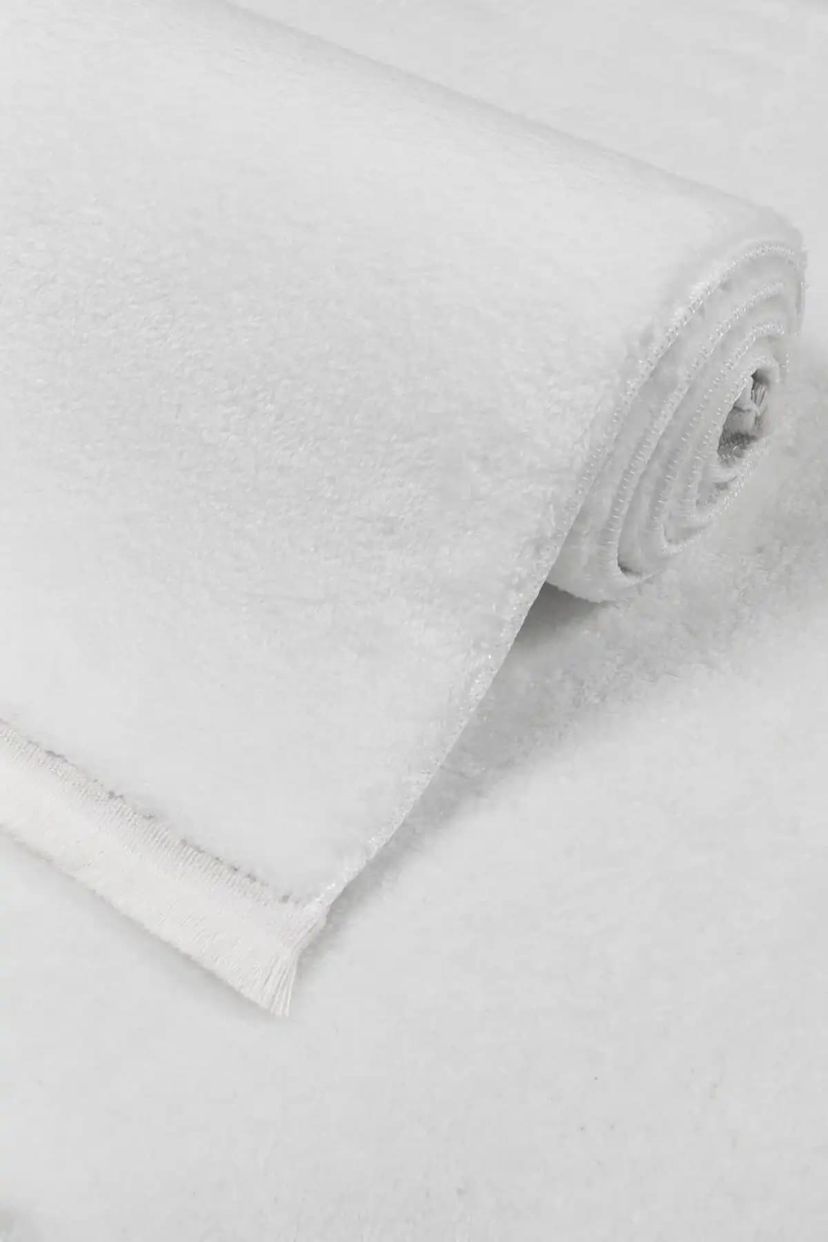 Valery Home VL Comfort Peluş Halı: Modern ve Konforlu İç Mekan Dekorasyonu Çözümü
