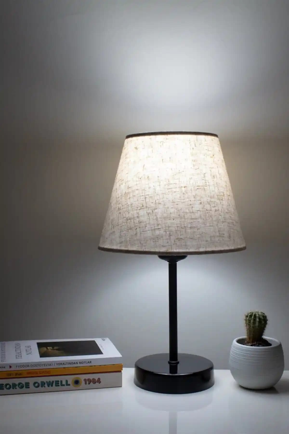 Vivido Abajur Dora Modern Yatak Odası Abajur: Şık ve Fonksiyonel Tasarım