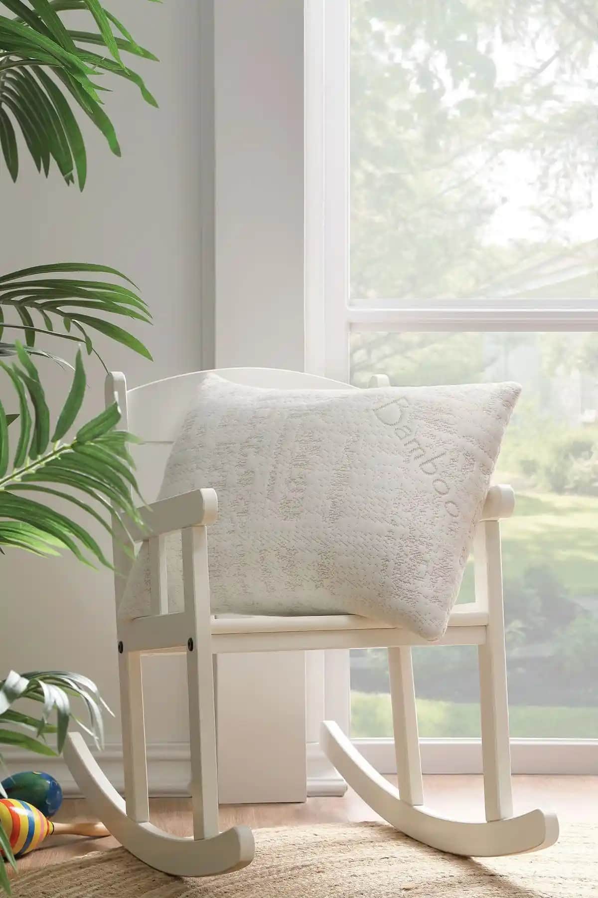 Yataş Mini Bambu Bebek Yastık: Sağlıklı ve Konforlu Uyku İçin Doğal Alternatif