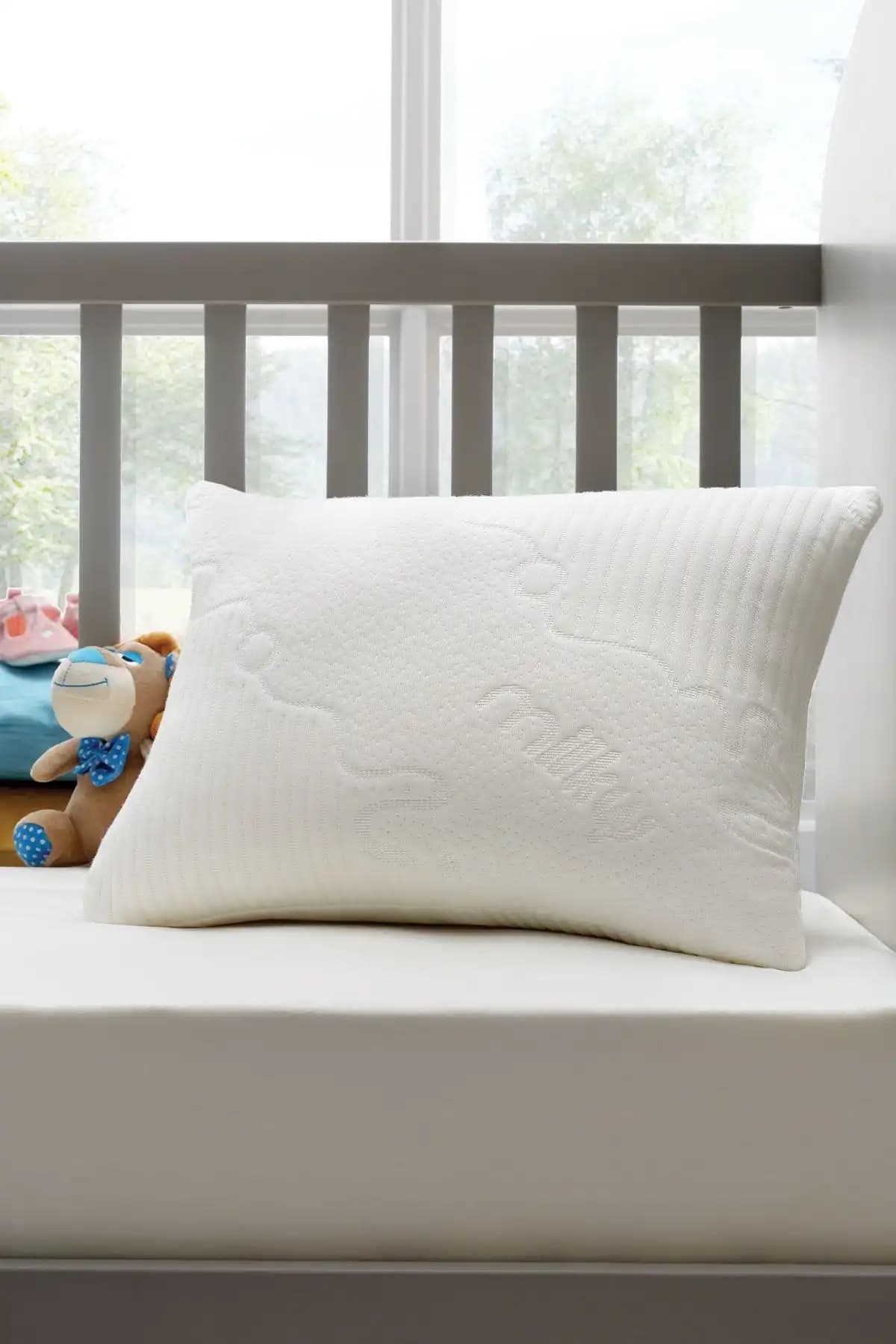 Yataş Mini Bebek Yastıkları Karşılaştırması: Bambu ve Milky Modelleri Özellikleri 2