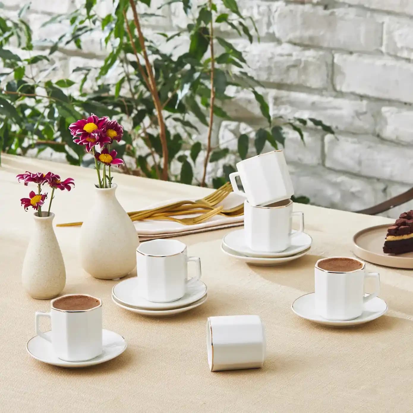 Karaca Vezir ve İlgili Takı Ürünleri ile Ev Dekorasyonunda Kişisel Tarzın Yansıtılması