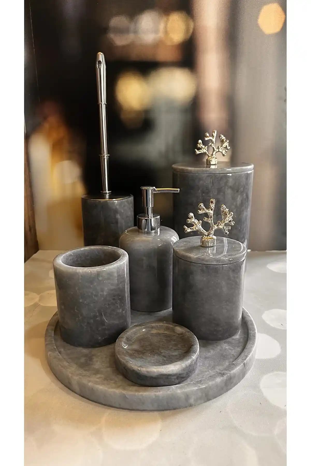 Mermer Banyo Seti 7'li: Dayanıklılık ve Estetikle Fonksiyonel Banyo Aksesuarları