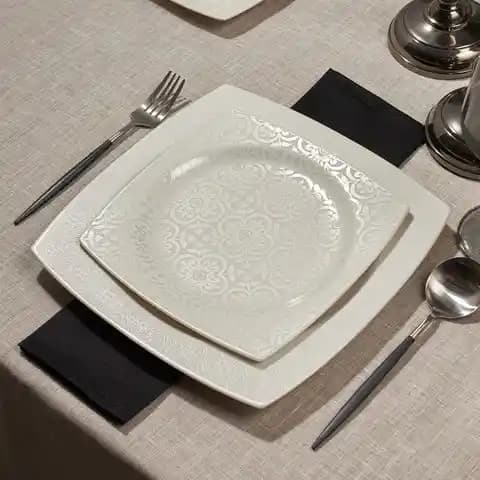 Royal Lace Karaca Ürünleri Hakkında Kısıtlı Bilgi ve Dijital Kaynak Analizi