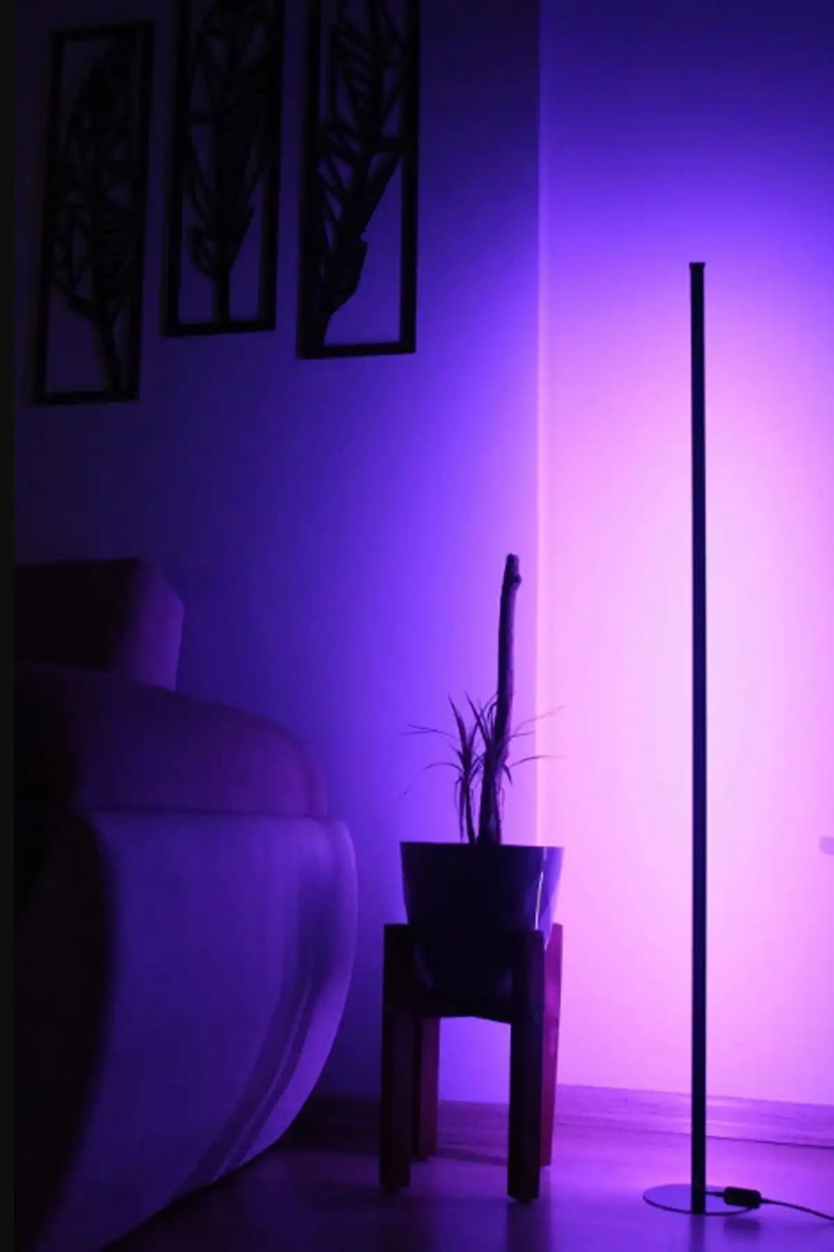 VAS AVM Köşe Led Lambader RGB ile Modern ve Çok Fonksiyonlu Oda Aydınlatma Çözümü