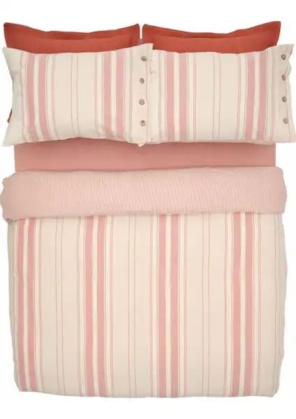 Berolige Shirt ve Karaca Home Palma Nevresim Takımları Karşılaştırması 2