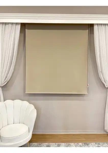 Brillant Stor Perde ve Story Perde Düz Gri Güneşlik Stor Perde Karşılaştırması 1
