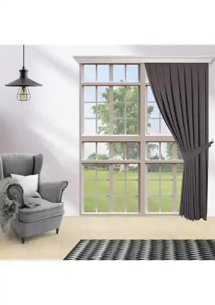 Perhal Tek Kanat Gri ve Vagonik Kırmızı Blackout Fon Perdeleri Karşılaştırması