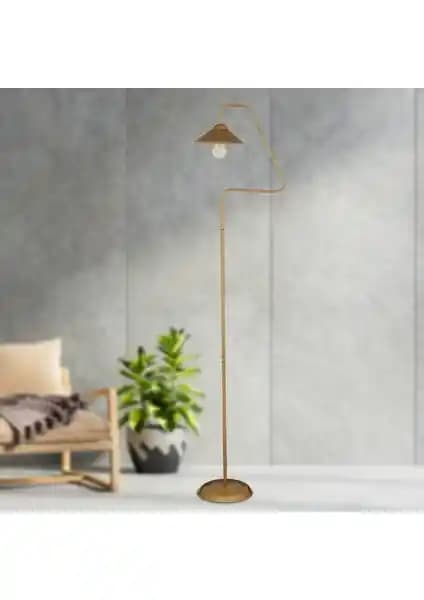 Apliqa Helga Eskitme Lambader ile Tutta La Vita Tripod Lambader Karşılaştırması