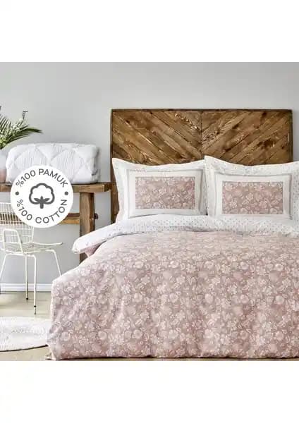 Celerina Pembe ile Neos Mavi Arasında Kumaş Kalitesi ve Desen Karşılaştırması