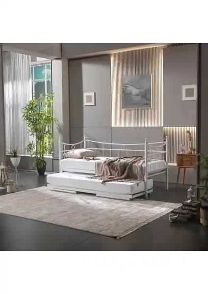 İki Unimet Daybed karşılaştırması: güvenlik, konfor ve kurulum özellikleri