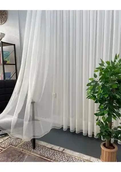 Aleyna Home ve Taç Tül Titi Perde Karşılaştırması: Özellikler ve Kullanıcı Yorumları