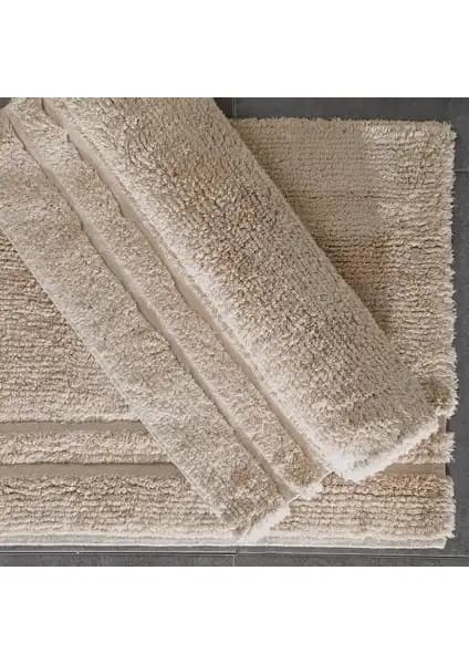 Banyo Paspası Seçimi: Konfor Halı ve Yataş Bedding Felicia Karşılaştırması 2