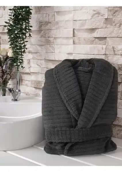 Baveno Home ve Soley Bornoz Karşılaştırması: Hangi Model Daha Uygun