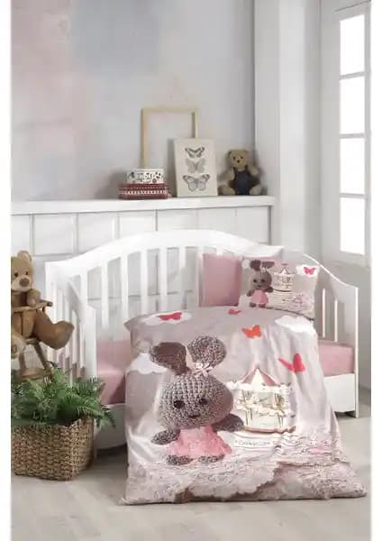 Bebek Nevresim Takımları Karşılaştırması: Bonjardin Home ve Cotton Box Modelleri