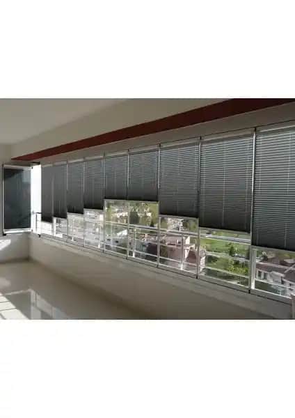 Denas Store Plise Perde ve Serin Home Collection Beyaz Katlanabilir Perde Karşılaştırması