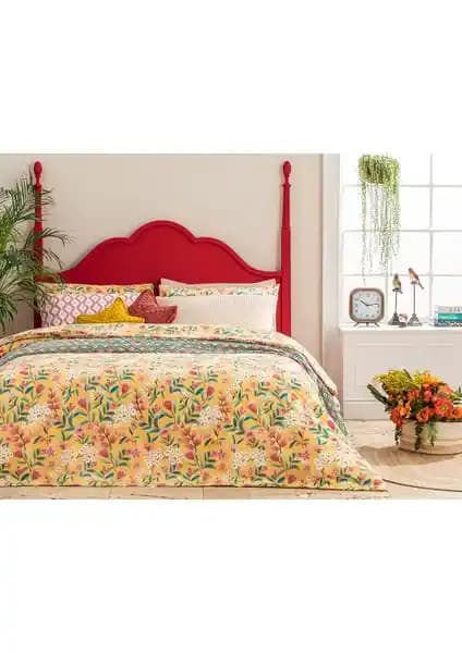 English Home Bloomy Branch ve Macas Home Soil Cherry Nevresim Takımlarının Karşılaştırması