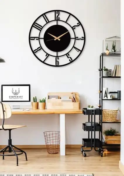 Gowpenart Daktilo Rakamlı Metal Duvar Saati ile Regal 0250 İnce Çerçeve Slim Saatin Detaylı Karşılaştırması 1