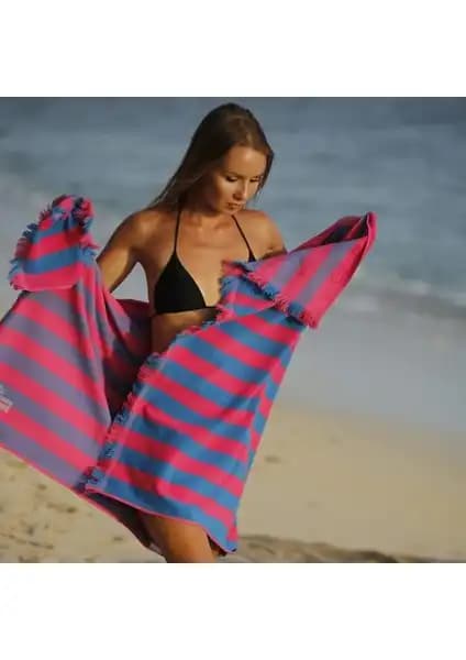Green Petition Doğa Dostu Plaj Havluları Karşılaştırması: Maris Azure ve Ocean Reef Flame 1
