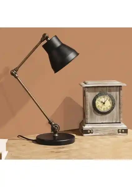 Homing Nova Retro ve Nisaluce Ledli Masa Lambası Karşılaştırması