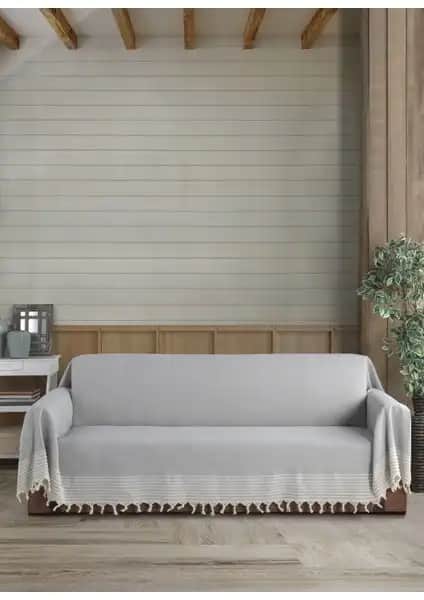 Lux Touch ve Özlü Home Koltuk Örtüleri Karşılaştırması ve En Uygun Seçenek Analizi
