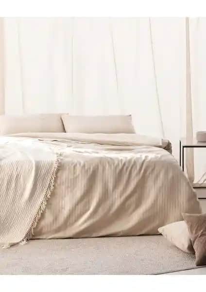 Madame Coco Adrien ve Mousse Tek Kişilik Nevresim Takımları Karşılaştırması
