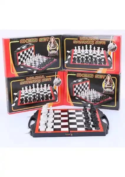 Miajima Çantalı Büyük Boy Satranç Takımı Kaliteli Tasarım ve Güvenli Saklama Özelliğiyle