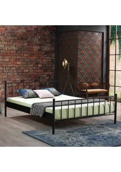 Unimet Breeze ve Falez Ferforje Çift Kişilik Yatakların Karşılaştırması ve İnceleme Raporu 2