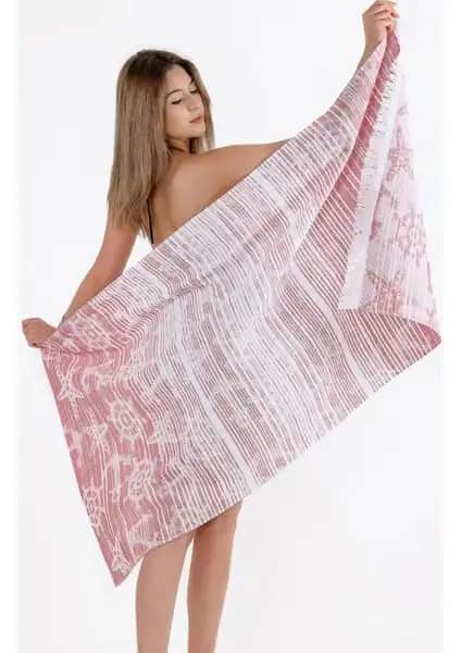 Zeynep Tekstil Marine ve Stripe Plaj Havluları Karşılaştırması ve Özellikleri